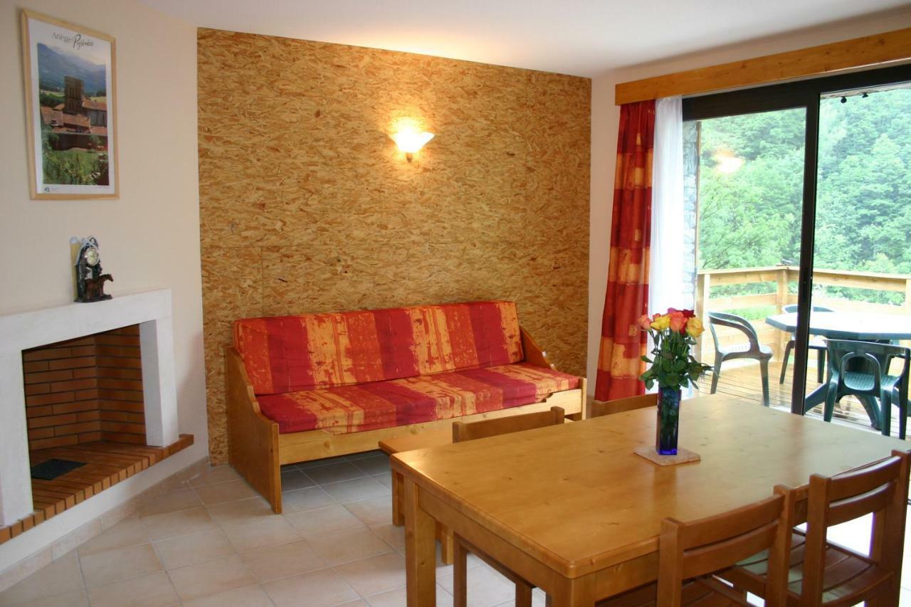 Village vacances de Marc Auzat Extérieur photo